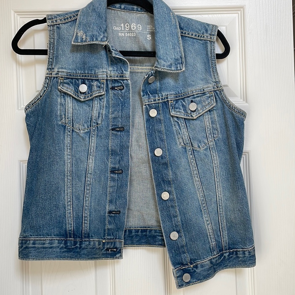Gap Jean Vest